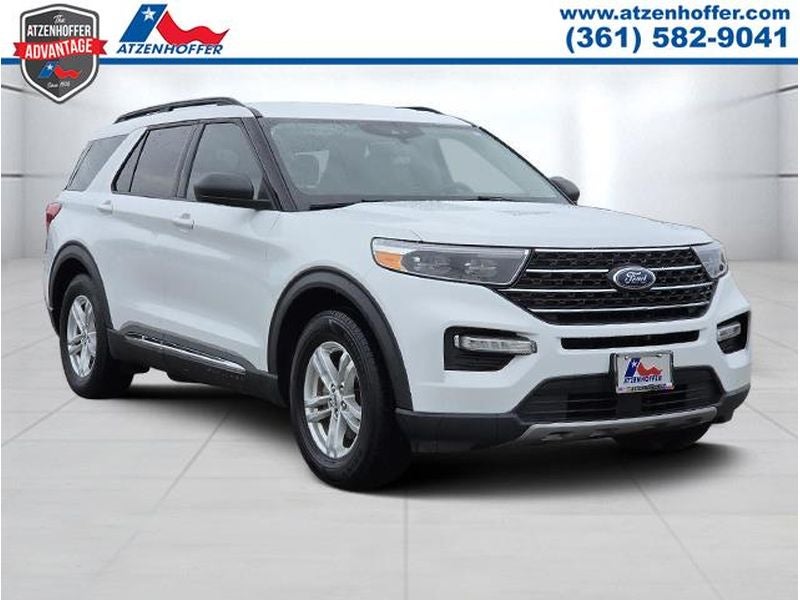 2023 Ford Explorer XLT in Oxford White — front three-quarter view